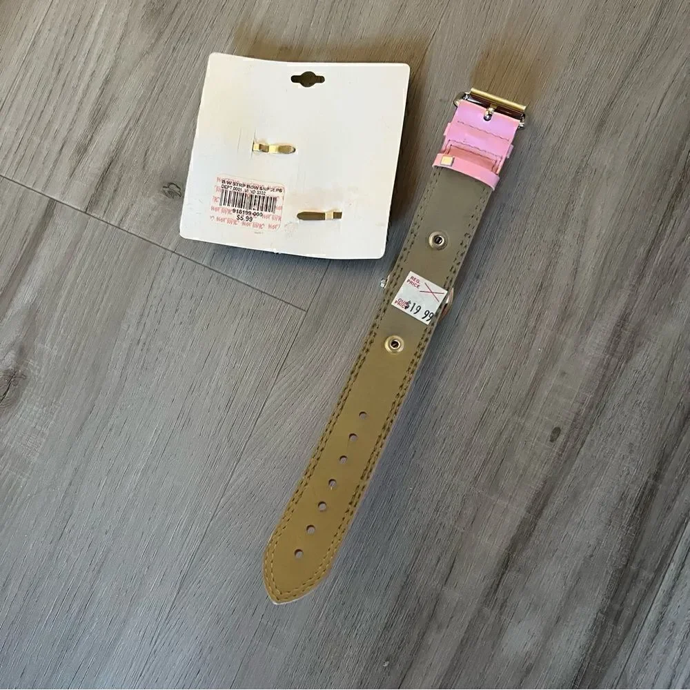 NWT vintage Todd Goldman wristwatch. Y2K era mallgoth hot topic pink.